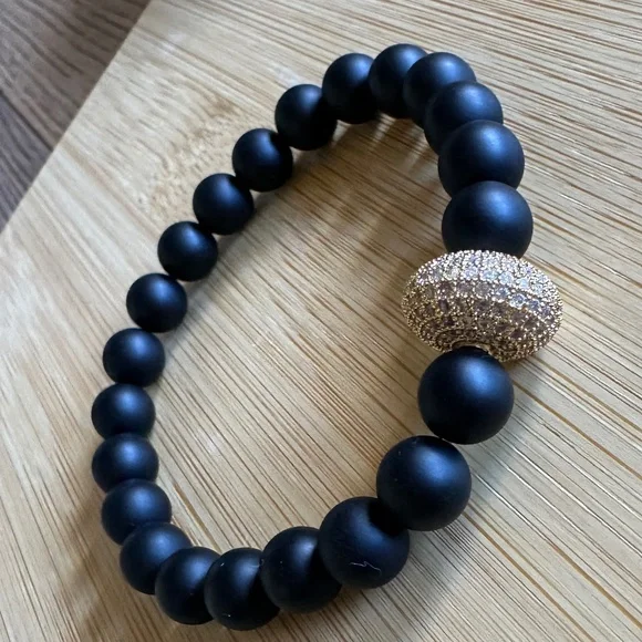 Matte 8mm Onyx Stretch Bracelet w/ Gold Pave Crystal Spacer - Picture 4 of 9